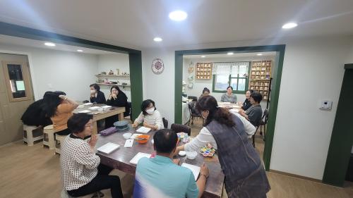 2023년 특별한 원데이 클래스 （핸드페인팅 접시 만들기）의 이미지