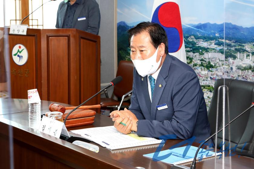 옥천군장학회 제69차 이사회 5 번째 사진