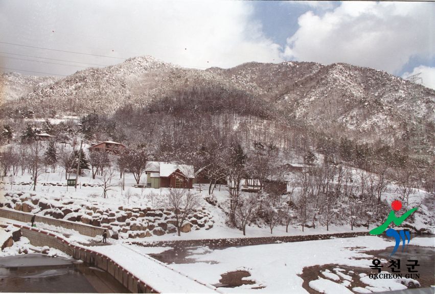 장용산설경2