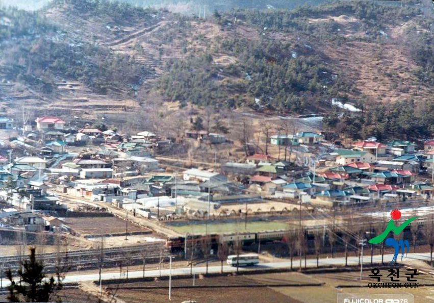 철길 마을 3 번째 사진