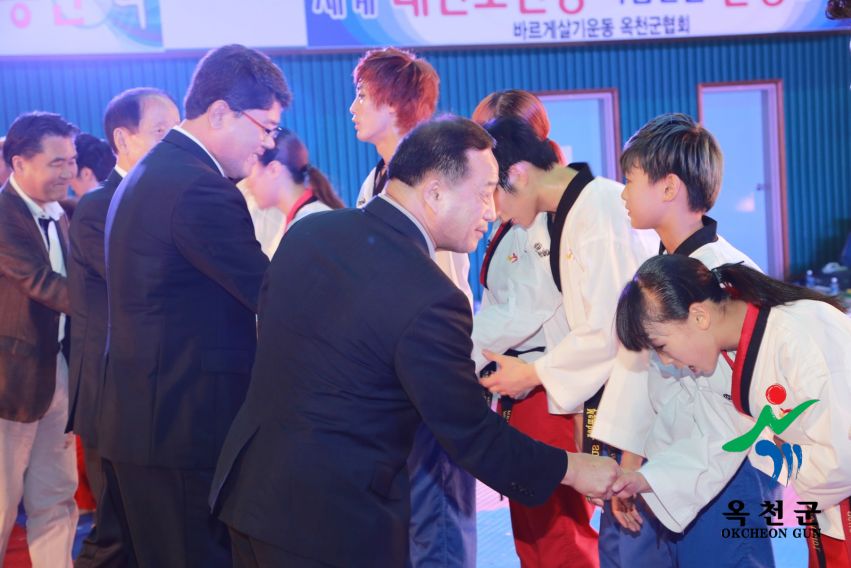 제38회 중봉충렬제（세계태권도연맹 시범단 시연） 45 번째 사진