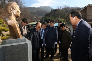 송건호선생 흉상 제막식 16번째 사진