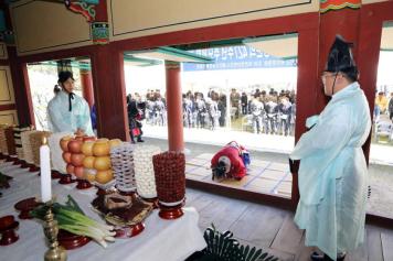 중봉조헌선생순의 427주년 추모제향 2번째 사진