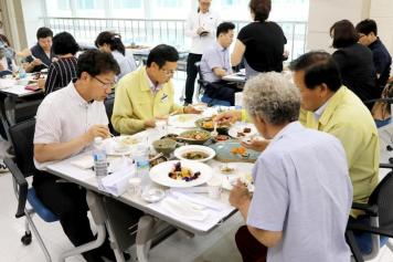 향토음식개발（정지용 밥상）품평회 10번째 사진