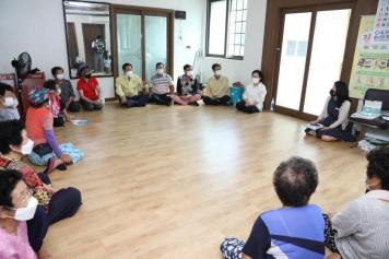 자원봉사센터 이동세탁차량 봉사 2번째 사진