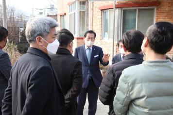 장야리 푸른어린이집 인근 도시계획도로 개설요구 현지방문 6번째 사진