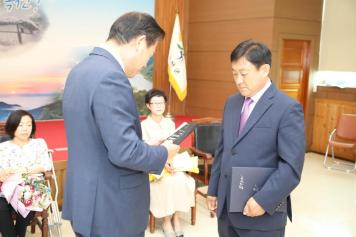 상반기 공로패 수여식