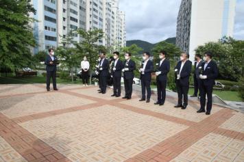 충혼탑 참배