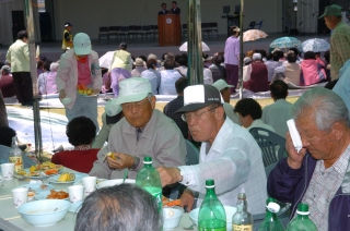 10회 용암사 경로위안잔치 6번째 사진