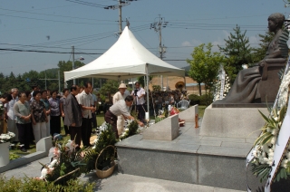 고 육영수여사 서거 35주기 추모제