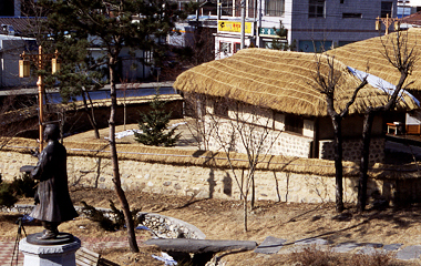 정지용 생가