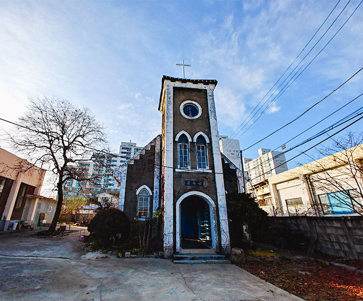 정지용 생가가 있는 구읍 교회당(현재 옥천영강교회 교육관) 사진1